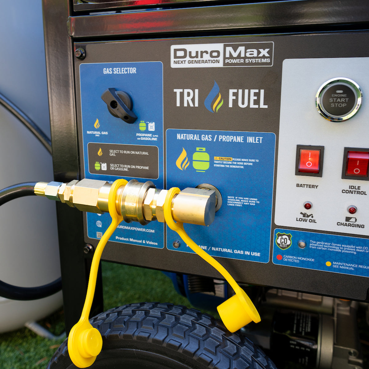 DuroMax XP15,000HXT Watt Electric Start Tri Fuel Portable Generator